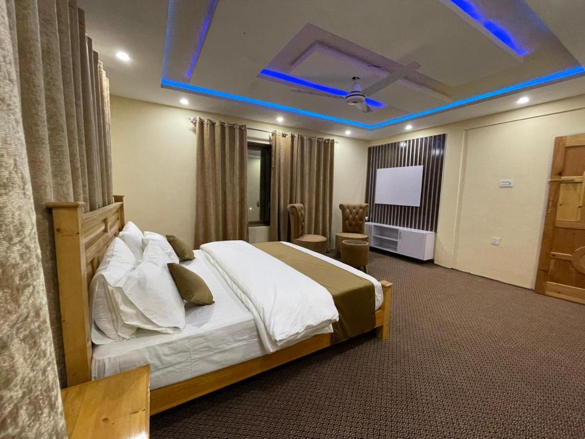 Skardu Saraye Hotel & Resort Экстерьер фото