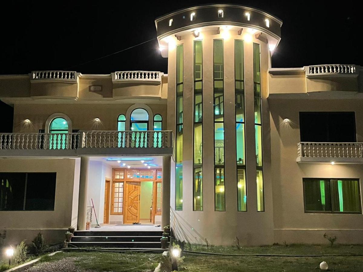 Skardu Saraye Hotel & Resort Экстерьер фото