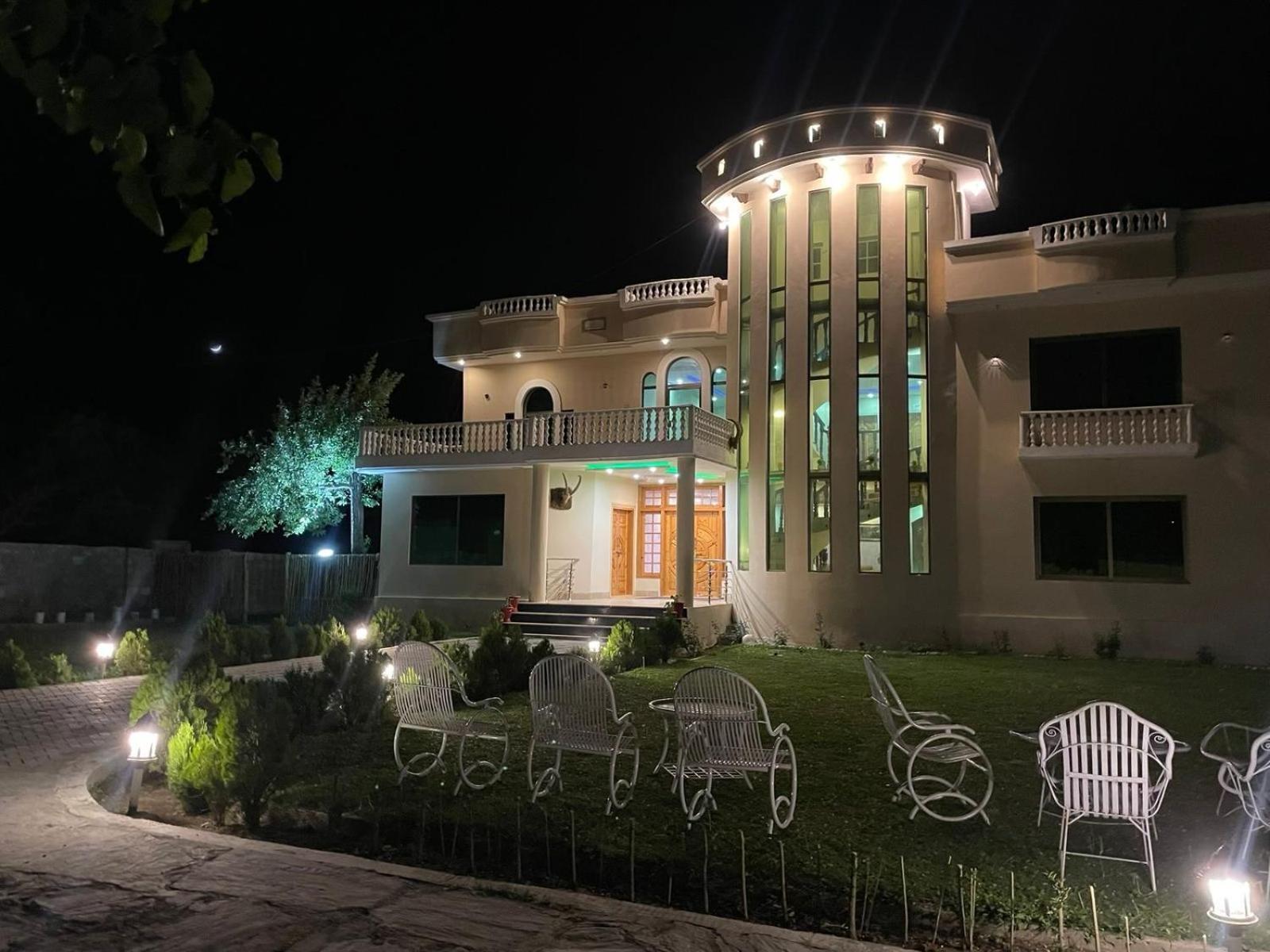 Skardu Saraye Hotel & Resort Экстерьер фото